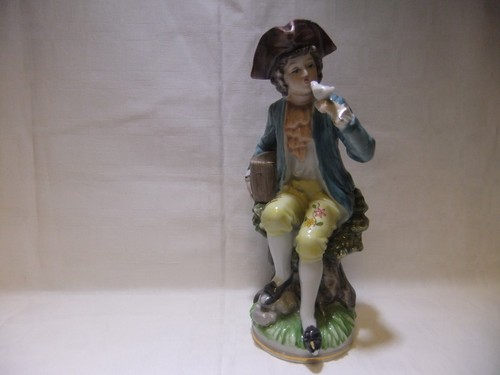 Porzellanfigur junge mit - porzellanfigur,