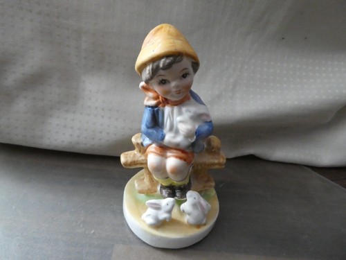 Porzellan figur junge - figur,