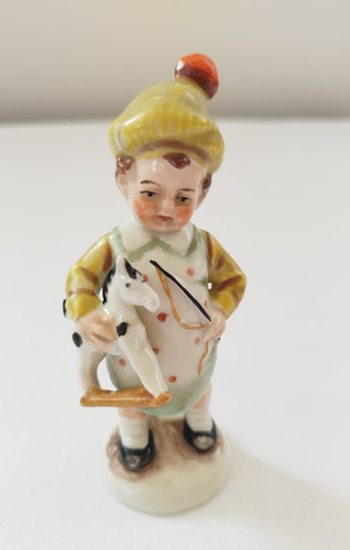 Porzellanfigur junge mit pferd - junge,