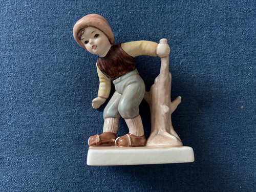 Vintage goebel porzellanfigur - goebel,