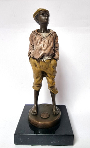 Bronzefigur junge pfeifer - junge,