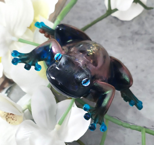 Glänzende deko figur frosch - deko-figur,